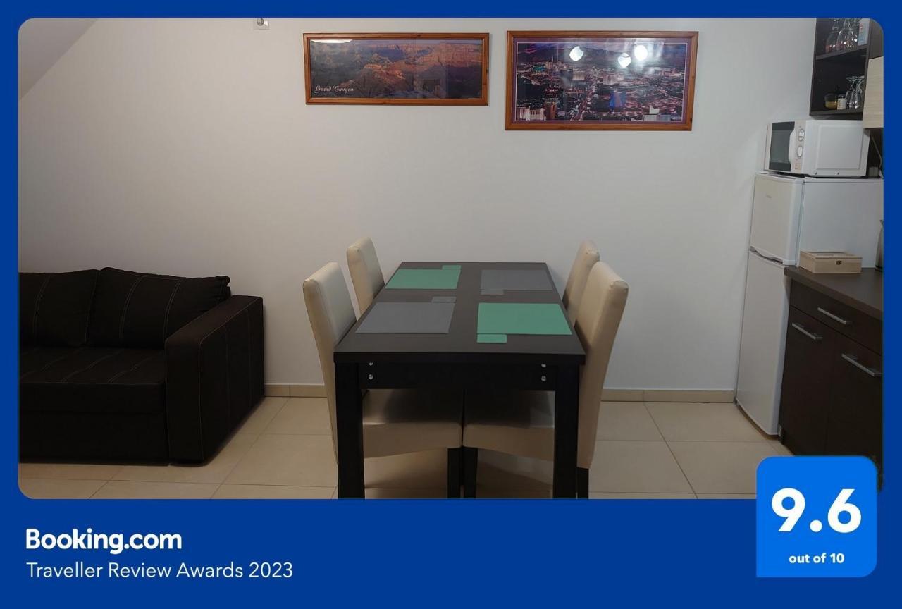 Blonde River Apartman Sőtér Szeged Esterno foto
